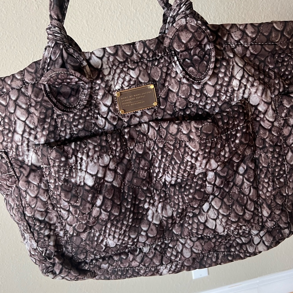 Marc by Marc Jacobs Pretty Nylon Eliz-A Dialer bag